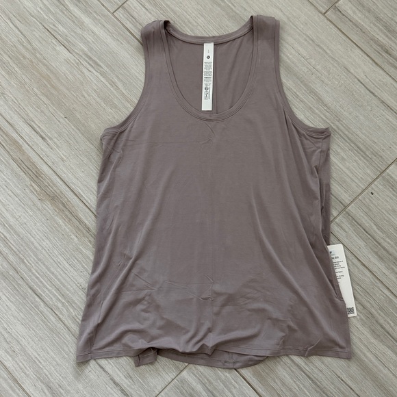 Lululemon SilkyAppeal Side-Slit Tank in Mauve Grey large stretchy soft tank top - Picture 9 of 12